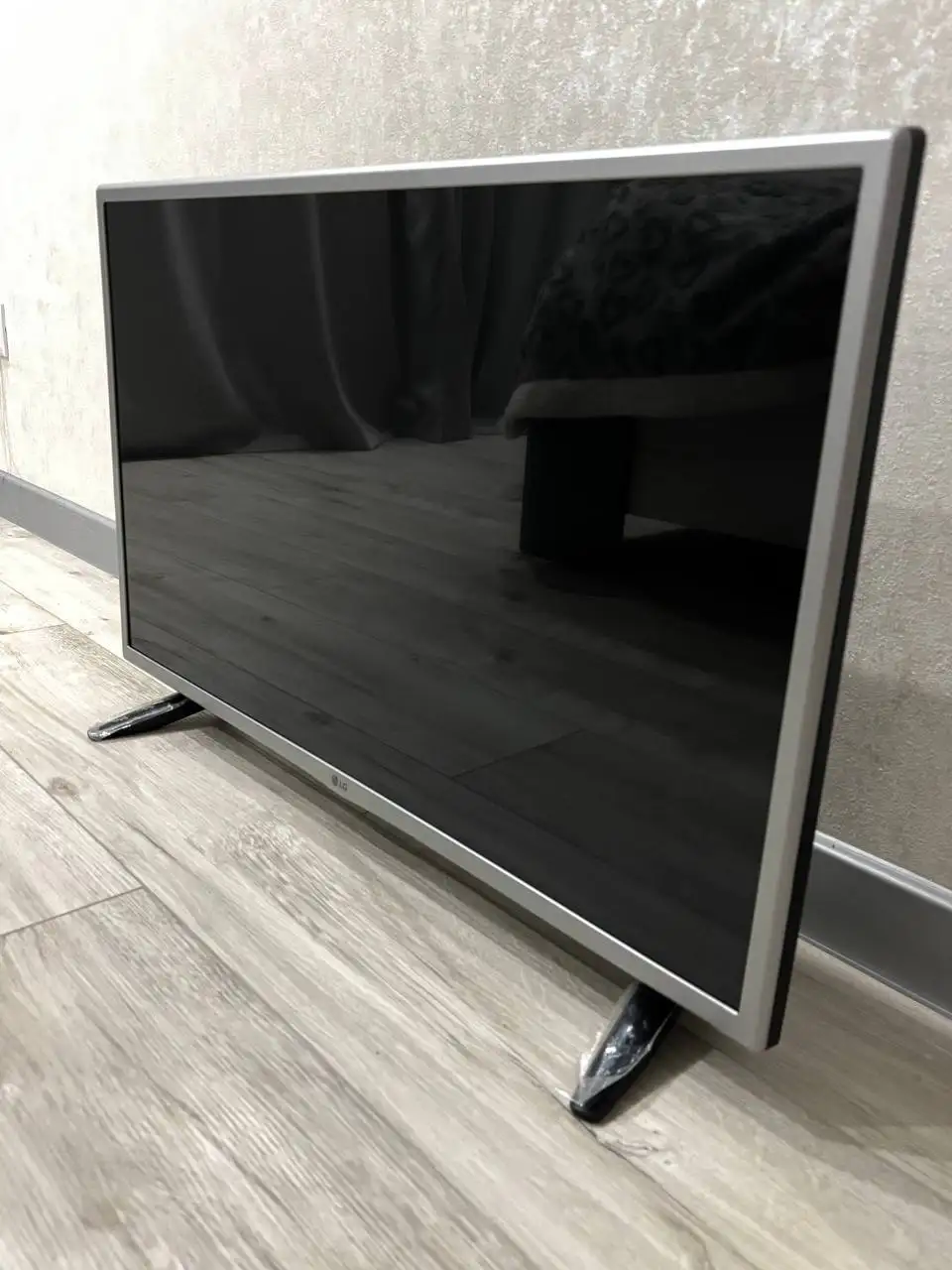 Продам смарт телевизор LG 32LJ600U 2020 года - Телевизоры (Электроника) в Владивосток