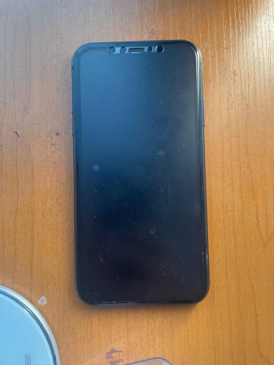 Айфон 11 с аккумулятором 74% - Смартфоны (Электроника) в Владивосток