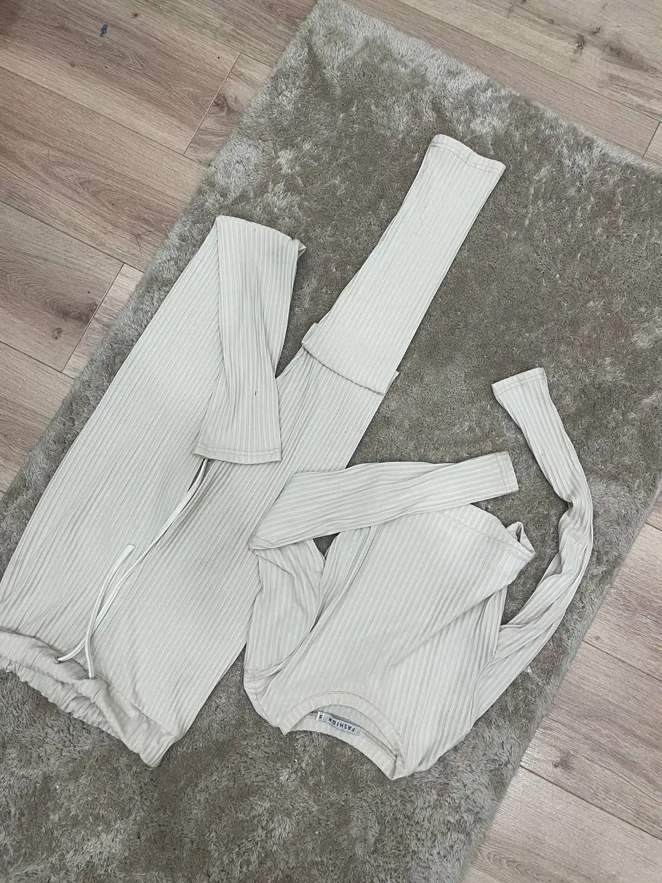 Продажа одежды размер м/L - Одежда в Владивосток