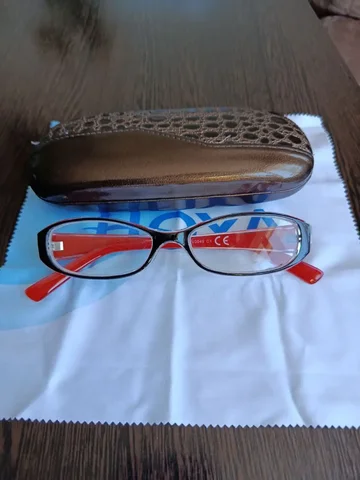 Женские очки новые с футляром и тряпочкой - Микрофоны в Владивосток