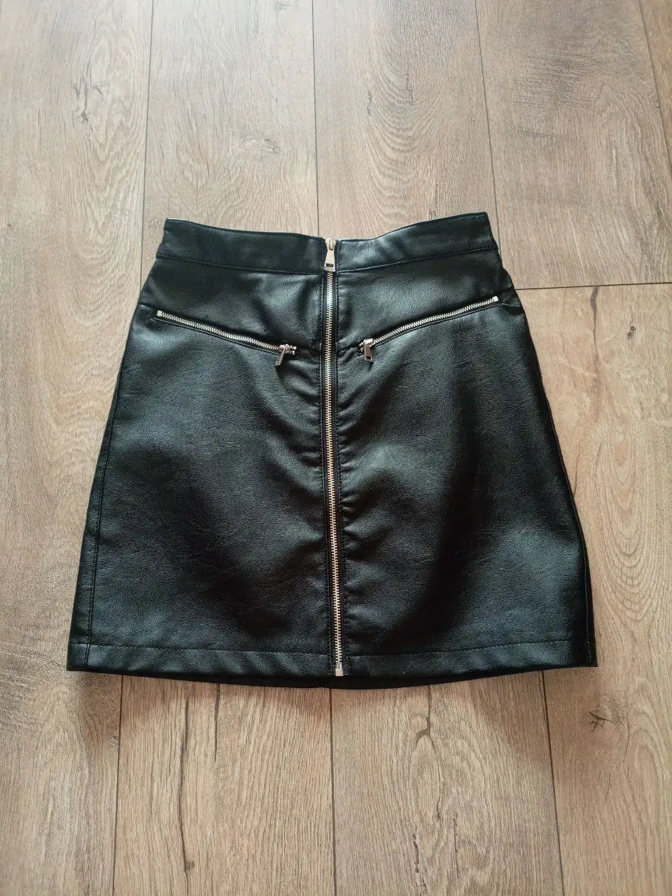 Продам б/у юбки Terranova и джинсовую - Женская одежда (Одежда) в Владивосток