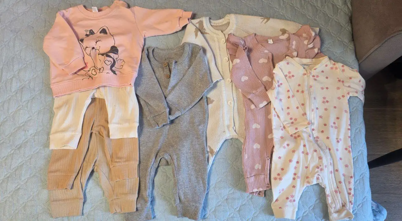 Одежда для девочки размер 62-68 - Детская одежда (Одежда) в Владивосток