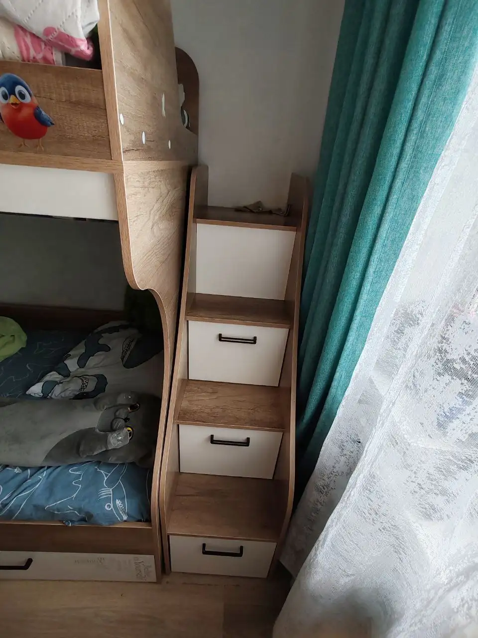 Двухъярусная кровать с матрасами в хорошем состоянии - Мебель (Барахолка) в Владивосток