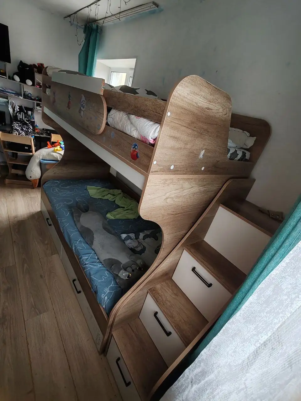 Двухъярусная кровать с матрасами в хорошем состоянии - Мебель (Барахолка) в Владивосток
