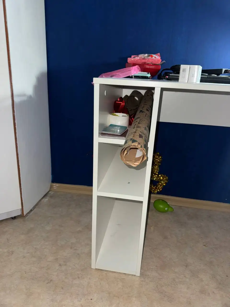 Продам письменный стол - Барахолка в Владивосток