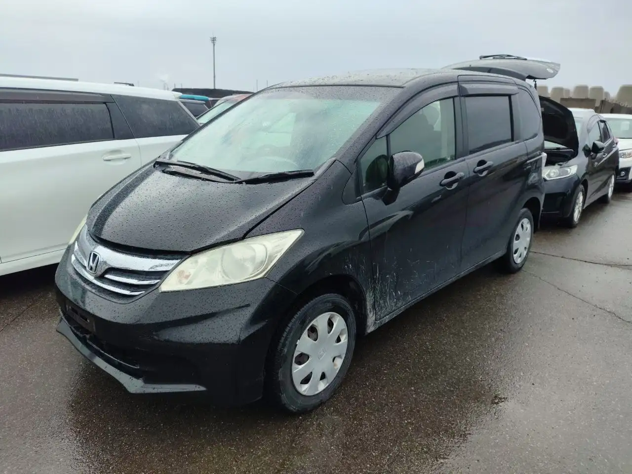 Продам б/у Honda Freed 2012 года - Иномарки (Авто) в Владивосток