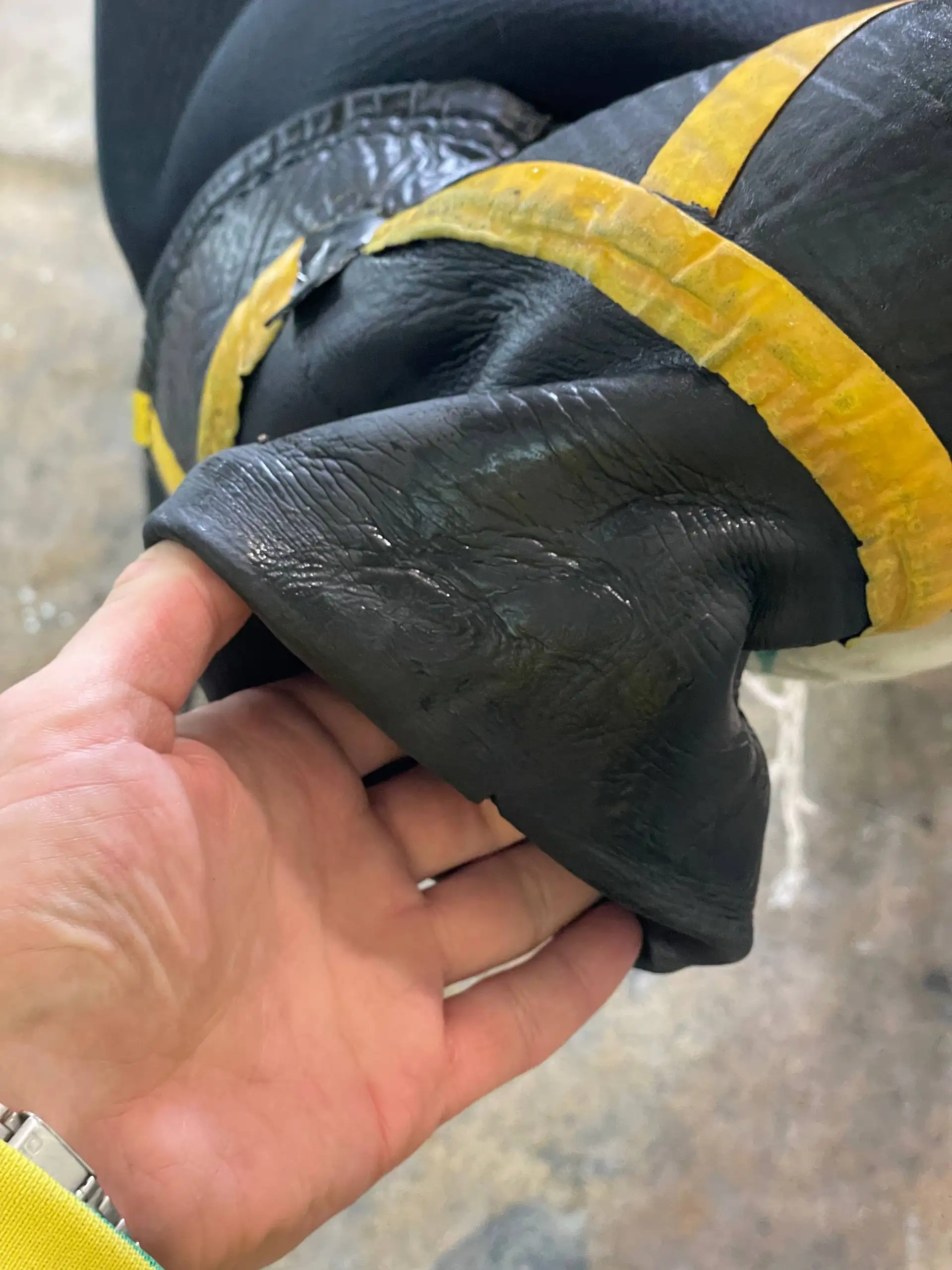 Сухой костюм для дайвинга размер 3LB - Дайвинг (Хобби и отдых) в Владивосток