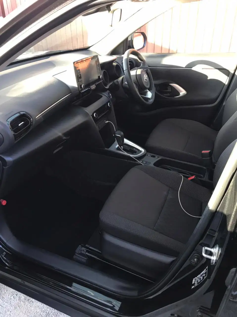 Продажа автомобиля Toyota Yaris Cross 2022 года - Авто в Владивосток