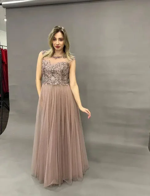 Элегантное платье в пол с вышивкой - Военная одежда в Владивосток