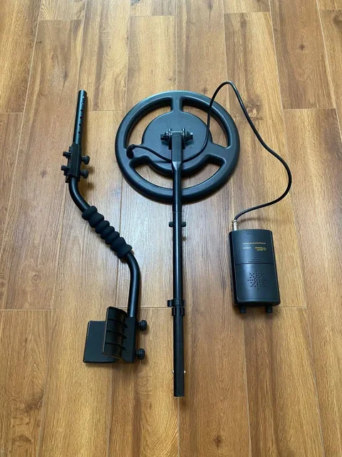 Продам металлоискатель в отличном состоянии - Туризм и отдых на природе в Владивосток