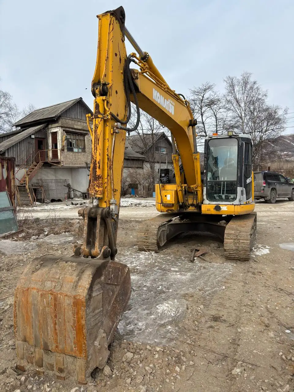 Продам экскаватор 2012 года - Техника (Барахолка) в Владивосток