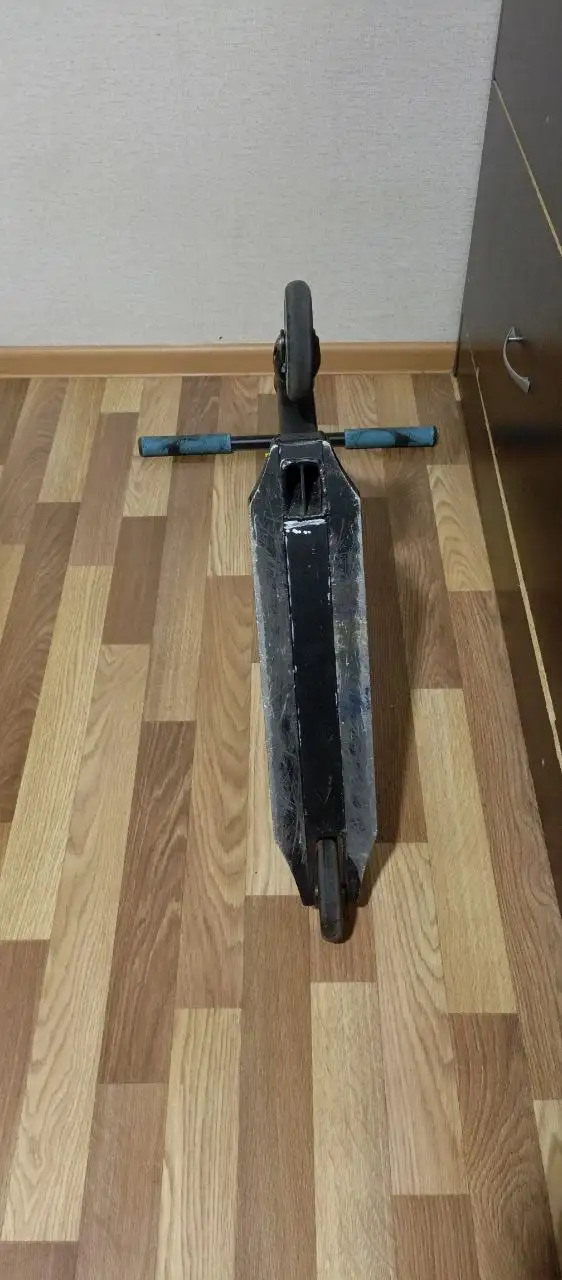 Продам трюковой самокат - Самокаты (Хобби и отдых) в Владивосток