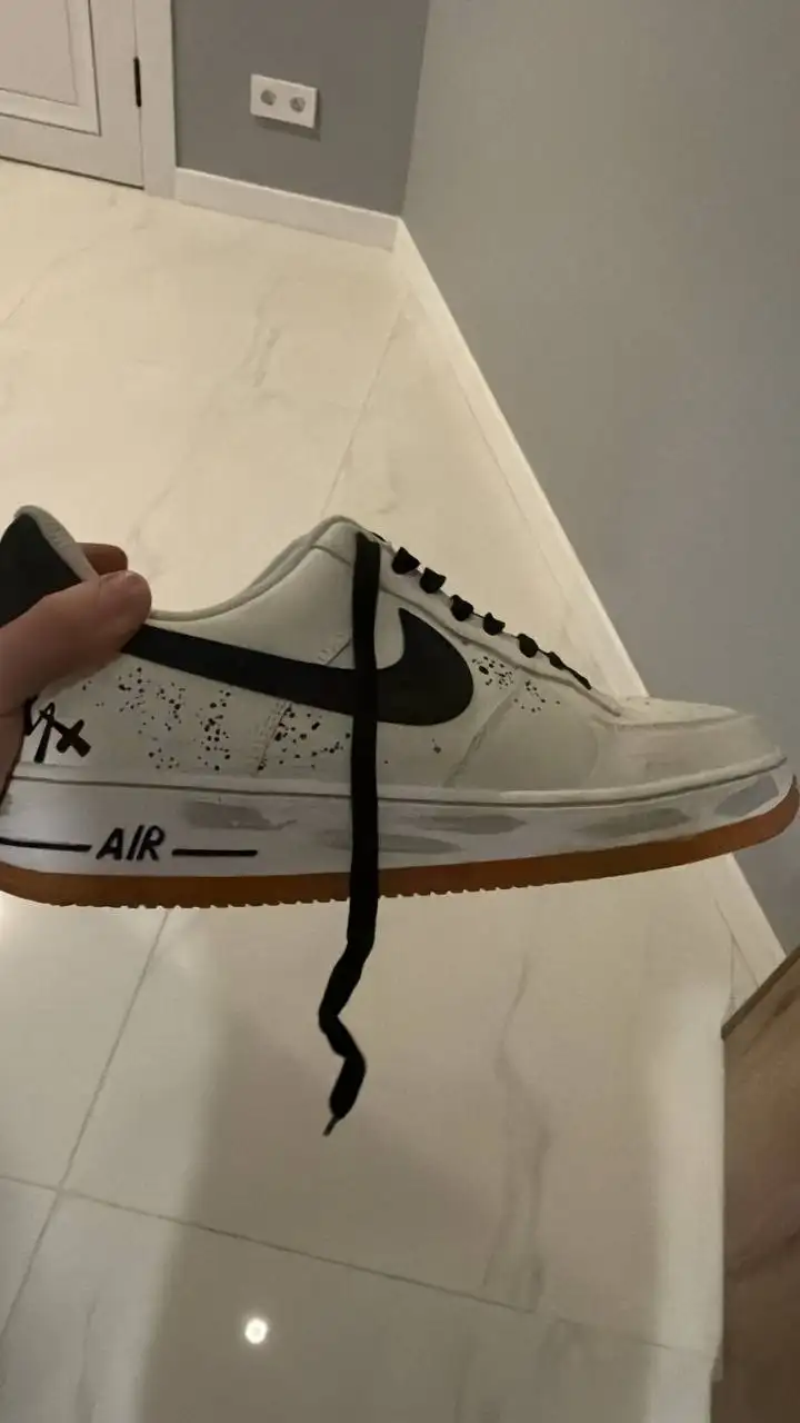 Продажа кроссовок Nike 44 размер - Обувь (Одежда) в Владивосток