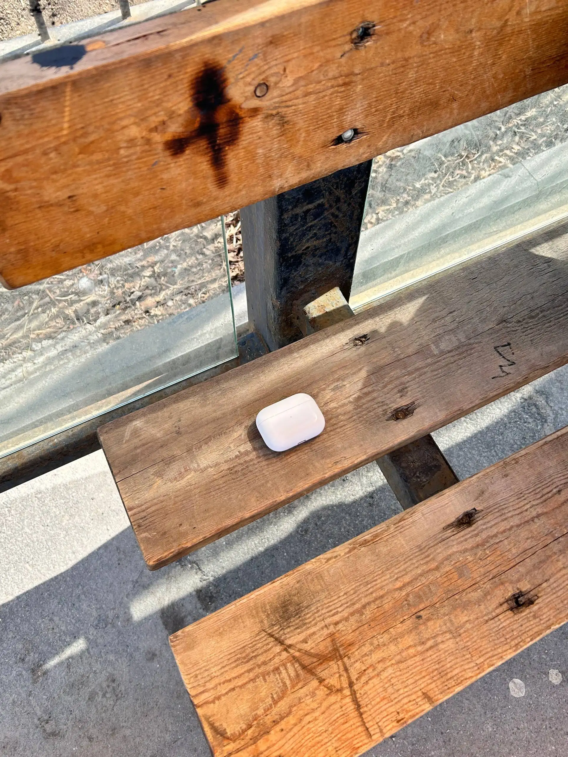 Найден кейс от наушников - Барахолка в Владивосток