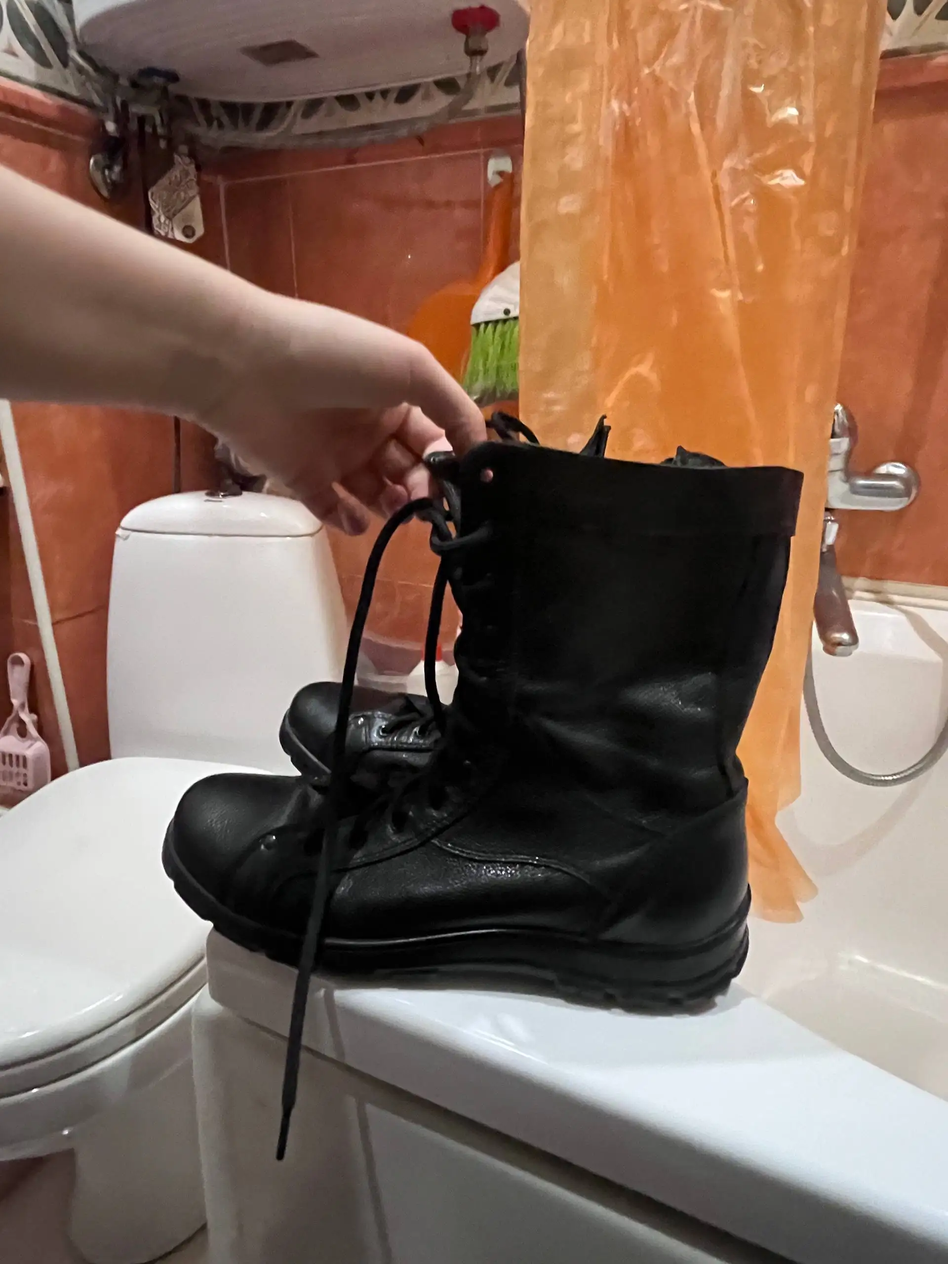 Продам демисезонные берцы фирмы безон 43 размер - Обувь (Одежда) в Владивосток