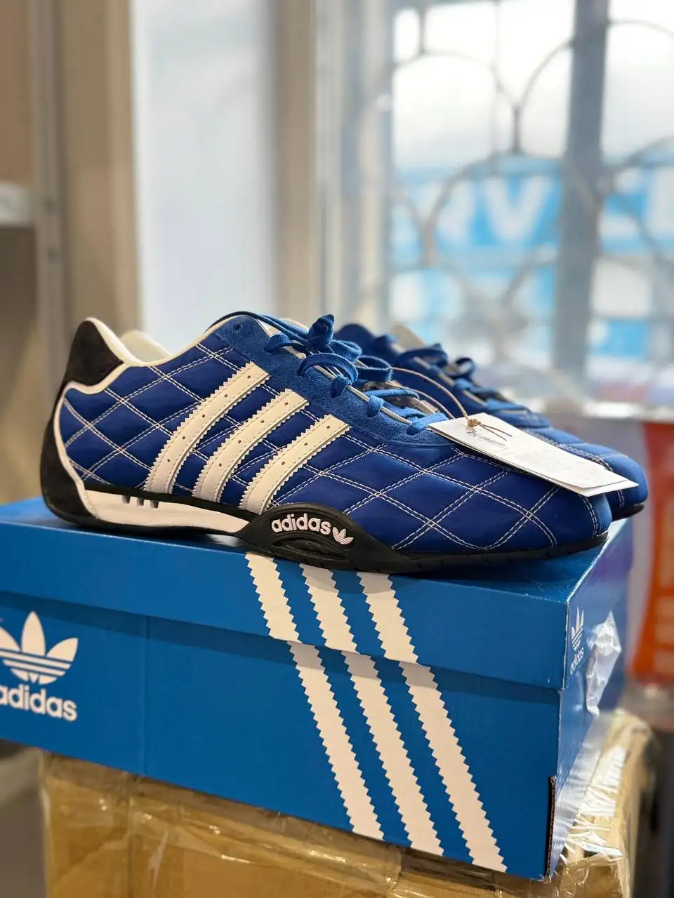 Кроссовки ADIDAS оригинальные из Японии - Обувь (Одежда) в Владивосток