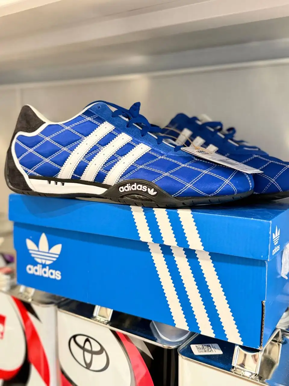 Кроссовки ADIDAS оригинальные из Японии - Обувь (Одежда) в Владивосток