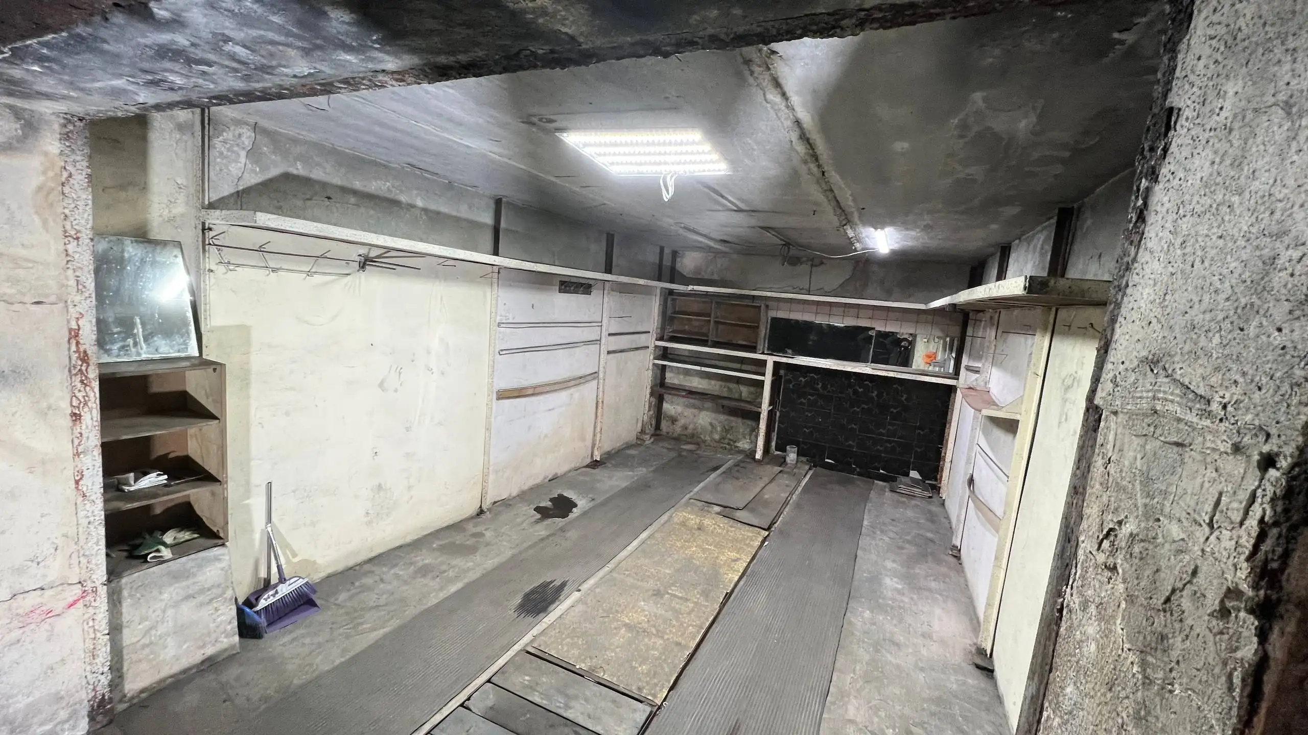 Продажа сухого капитального гаража с электричеством и подвалом во Владивостоке - Гараж (Недвижимость) в Владивосток