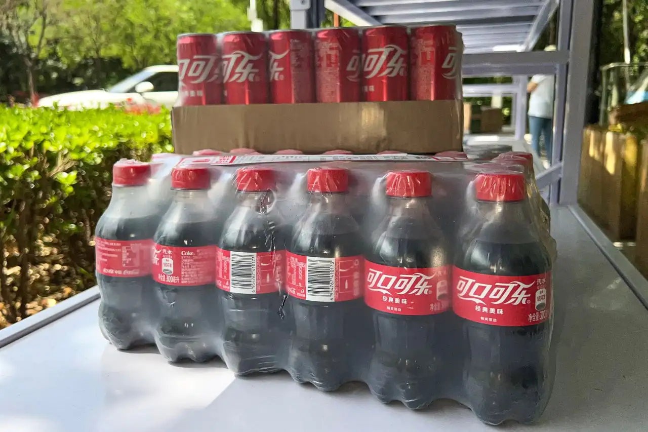 Продажа Coca Cola разного объема ящиками - Напитки (Барахолка) в Владивосток