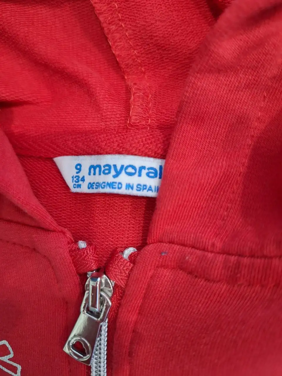 Детский костюм Mayoral Испания размер 134 - Одежда (Барахолка) в Владивосток