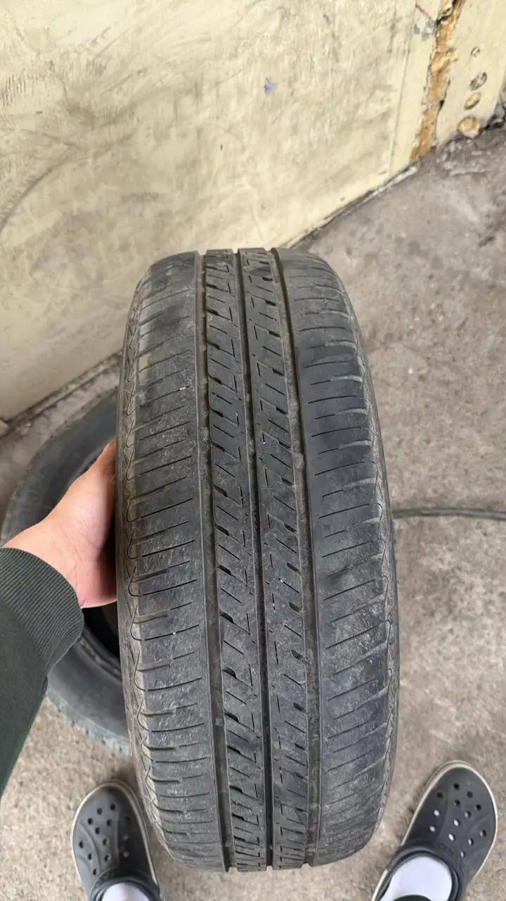 Продажа 4 колес Sieberling SL 201 185/60 R15 - Шины и диски (Запчасти) в Владивосток