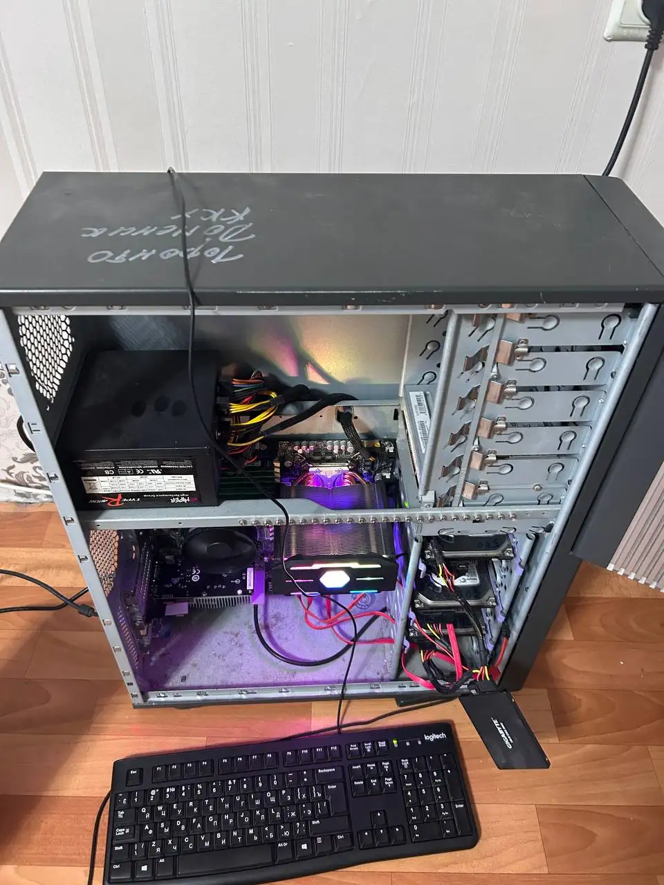 Продам сервер с оперативной памятью 32 Гб - Серверное оборудование (Электроника) в Владивосток