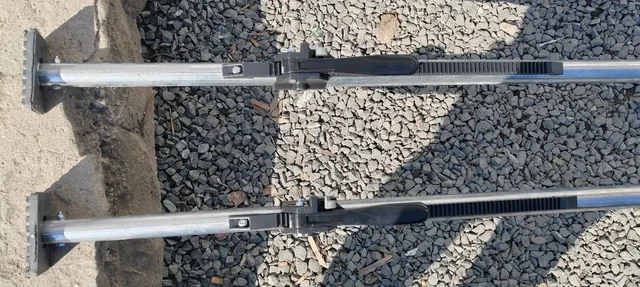 Стойки для крепления грузов - Автоаксессуары в Владивосток