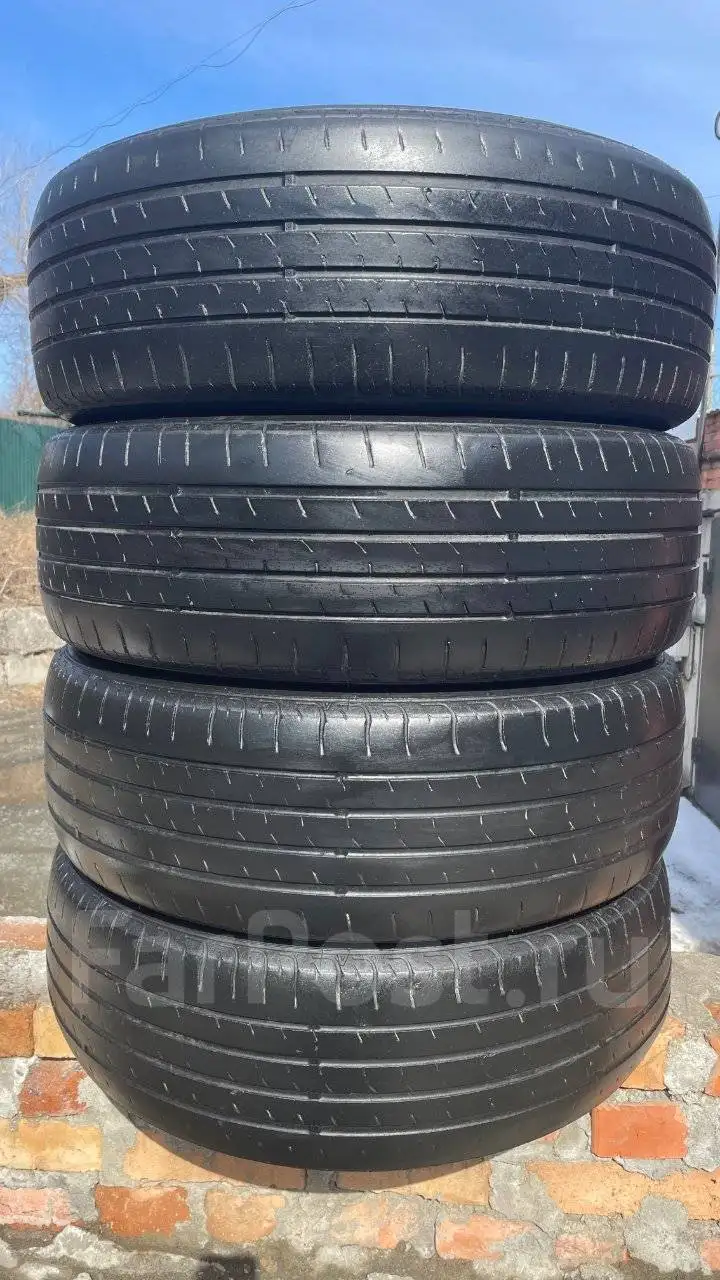 Продам комплект шин Nexen N'FERA RU1 235/60 R18 - Шины и диски (Авто) в Владивосток