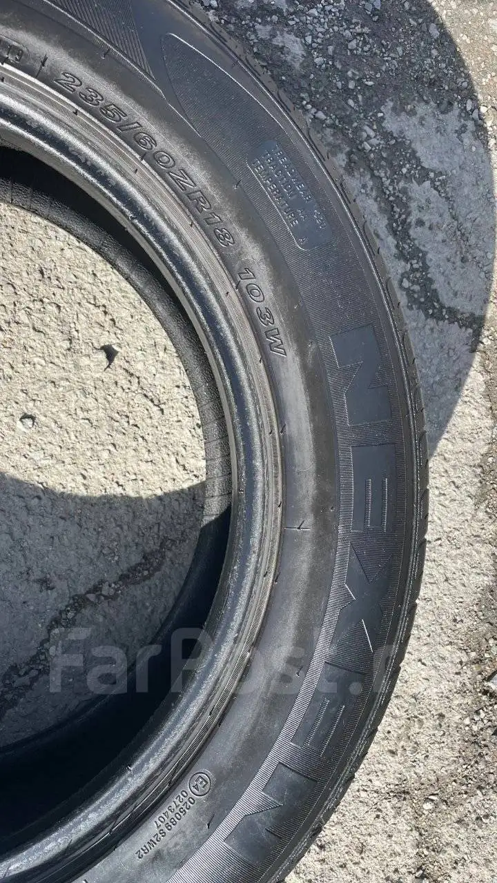 Продам комплект шин Nexen N'FERA RU1 235/60 R18 - Шины и диски (Авто) в Владивосток