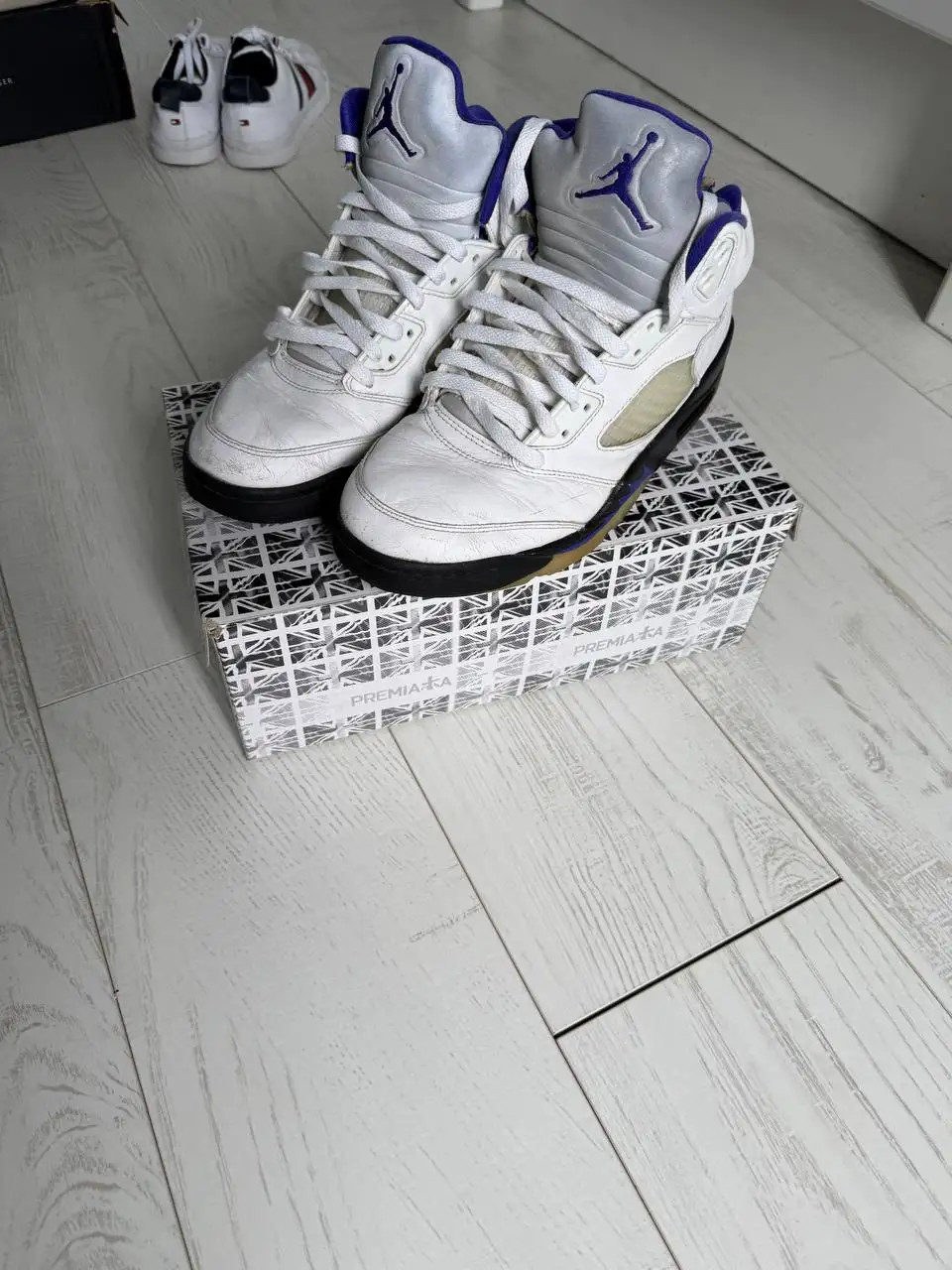 Продажа обуви: кеды, кроссовки, борцовки - Обувь (Одежда) в Владивосток