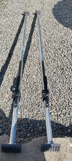 Стойки для крепления грузов - Парфюмерия в Владивосток