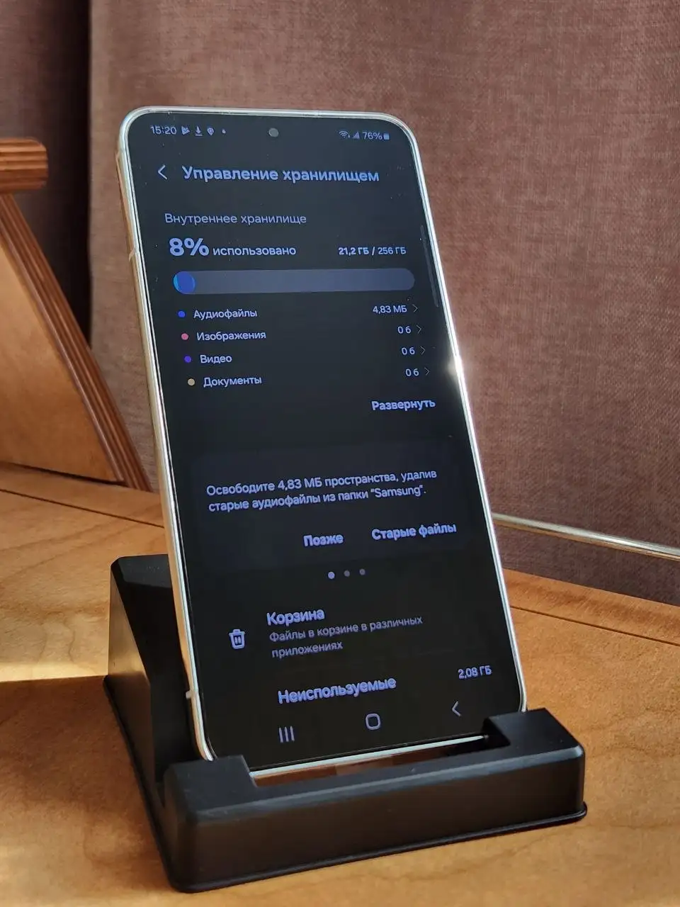 Продам Samsung Galaxy S22 256гб с аксессуарами - Смартфоны и телефоны (Электроника) в Владивосток