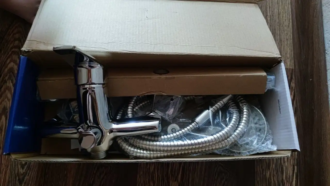 Смесители для кухни и ванной новые - Сантехника (Электроника) в Владивосток