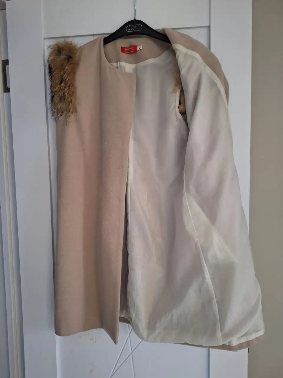 Жилет размер 42 - Одежда в Владивосток