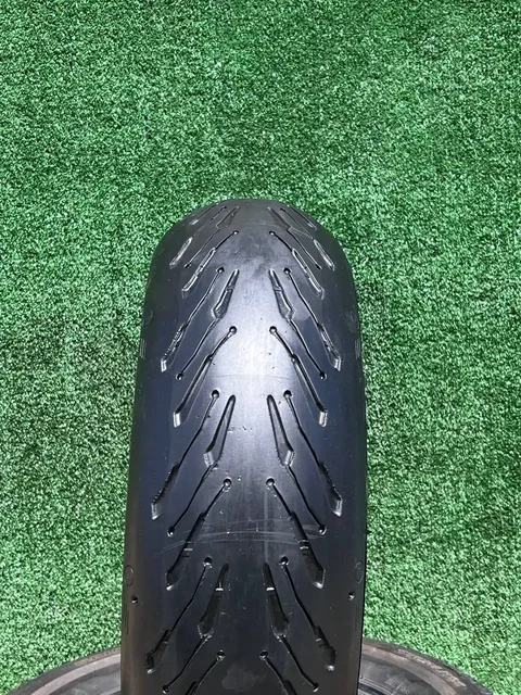 Мотошина Michelin ROAD 5 180/55 R17 - Авто в Владивосток
