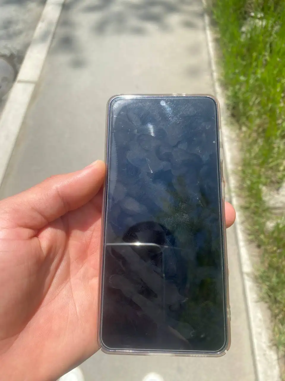 iPhone 11 Pro Max и Samsung S21 5G - Смартфоны и аксессуары (Электроника) в Владивосток