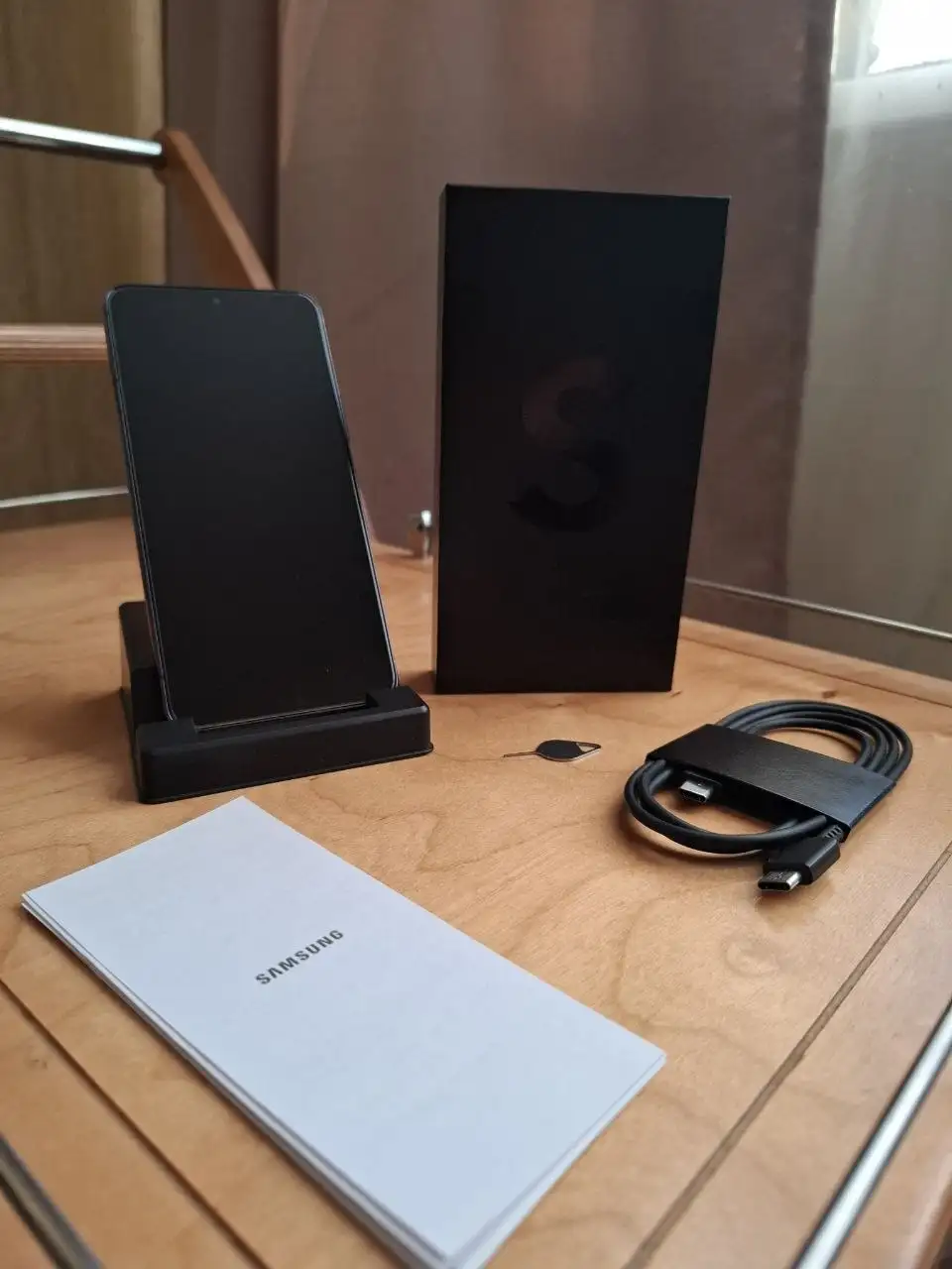 Продам новый Samsung Galaxy S22 на 256ГБ - Смартфоны (Электроника) в Владивосток