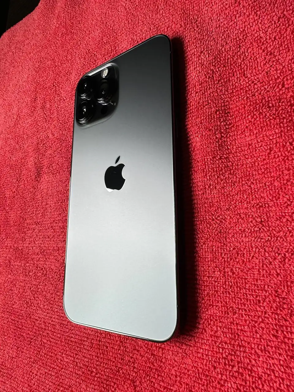 Продам iPhone 13 Pro Max 256GB - Смартфоны (Электроника) в Владивосток