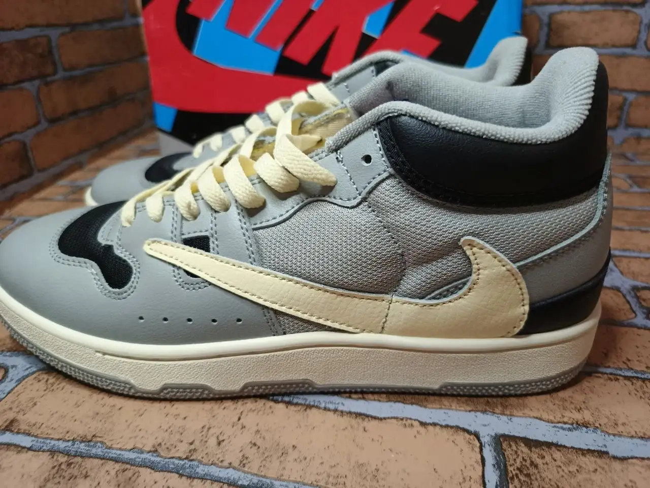 Кроссовки Nike Mac Attack мужские - Обувь (Одежда) в Владивосток
