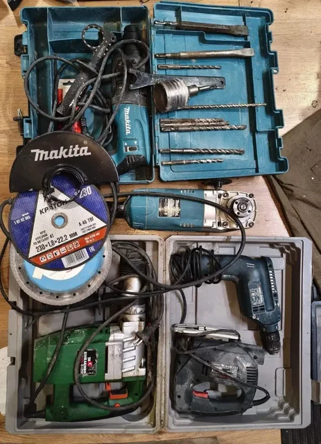 Комплект инструментов Makita и Power Tank - пружины в Владивосток