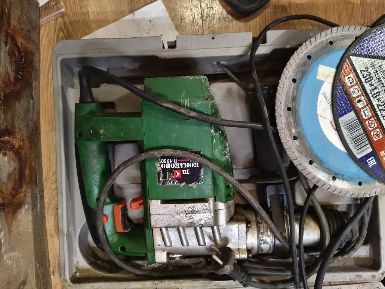 Комплект инструментов Makita и Power Tank - Другое (Запчасти) в Владивосток
