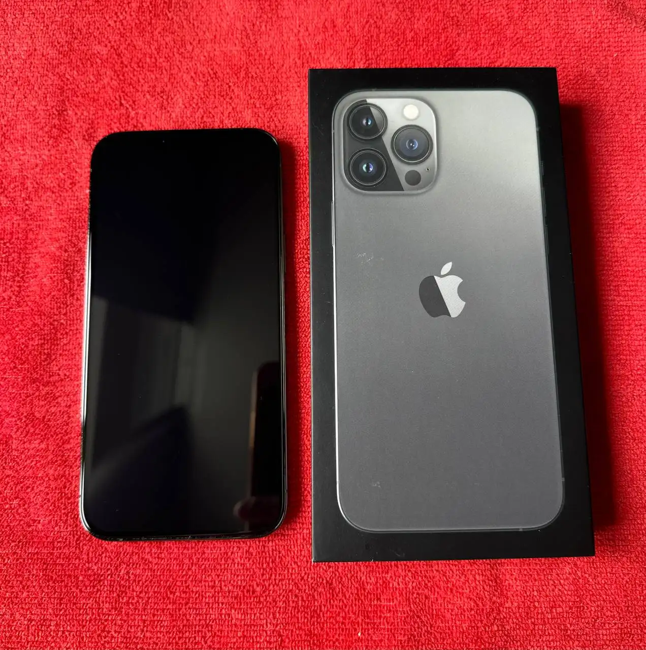 IPhone 13 Pro Max 256GB в отличном состоянии - Смартфоны и гаджеты (Электроника) в Владивосток