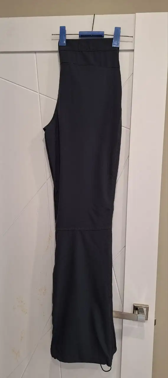 Брюки Demix новые 42-44 - Женская одежда (Одежда) в Владивосток