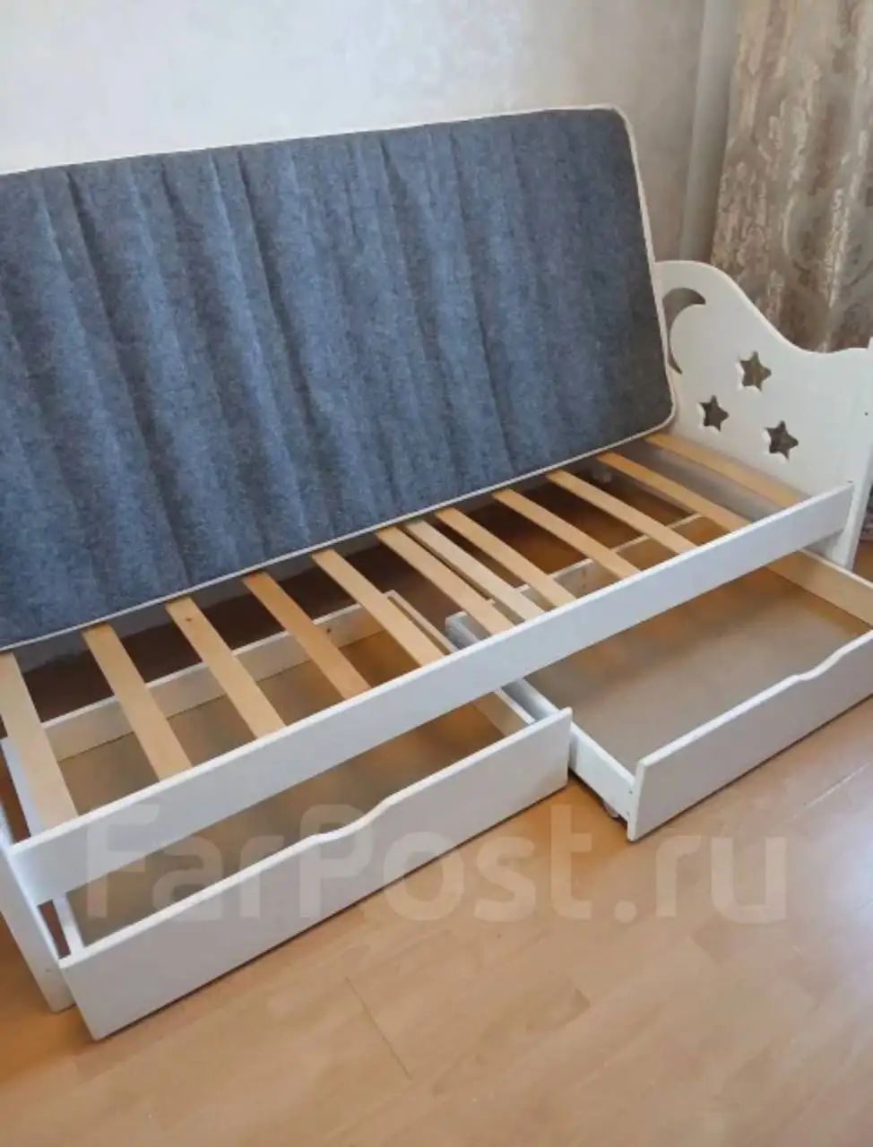 Продам детскую кровать с матрасом 80x180 - Товары для детей в Владивосток