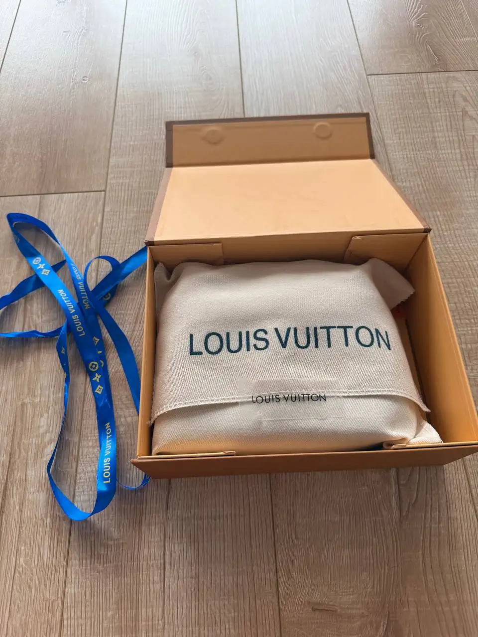 Продам новую сумку LV (реплика) - Сумки (Одежда) в Владивосток