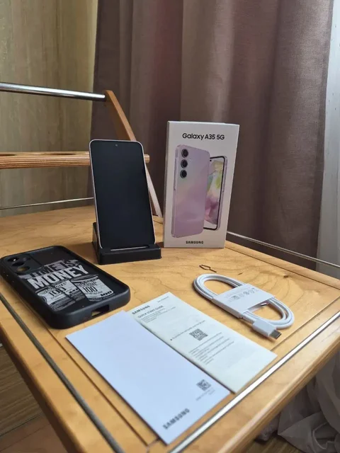 Samsung Galaxy A35 256 ГБ Б/У - Мониторы в Владивосток