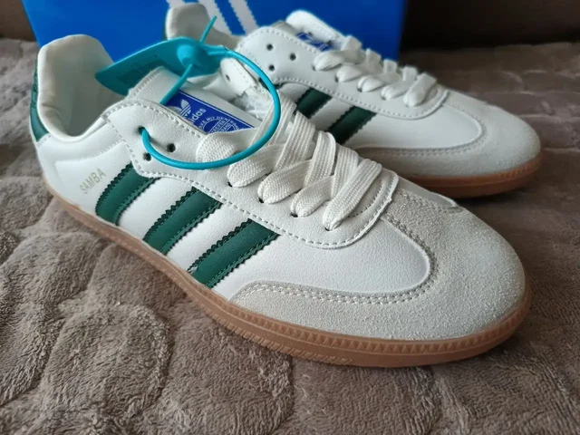 Новые кроссовки adidas samba 37 размера - Обувь в Владивосток