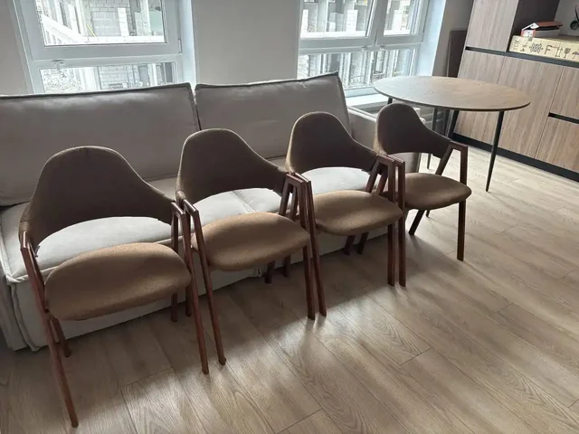 Продам новый комплект из 4 стульев - Для дома и дачи в Владивосток