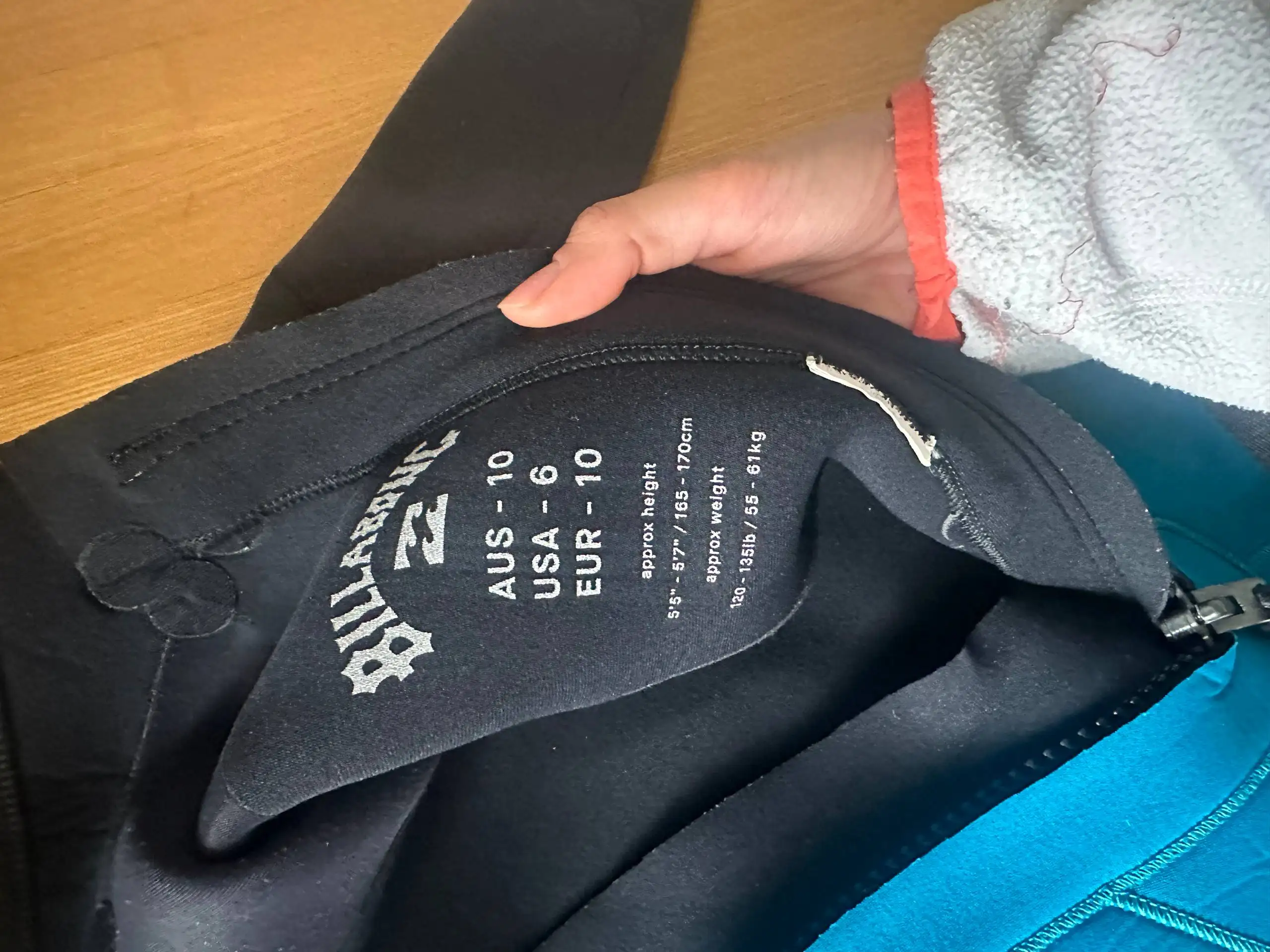 Гидрокостюм Billabong 5мм - Спорт (Хобби и отдых) в Владивосток