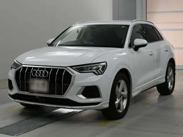 Audi Q3 2 поколение (F3) 1.5T - Легковые автомобили (Авто) в Владивосток
